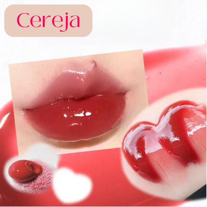 Lip Glaze - For Plumper Lips